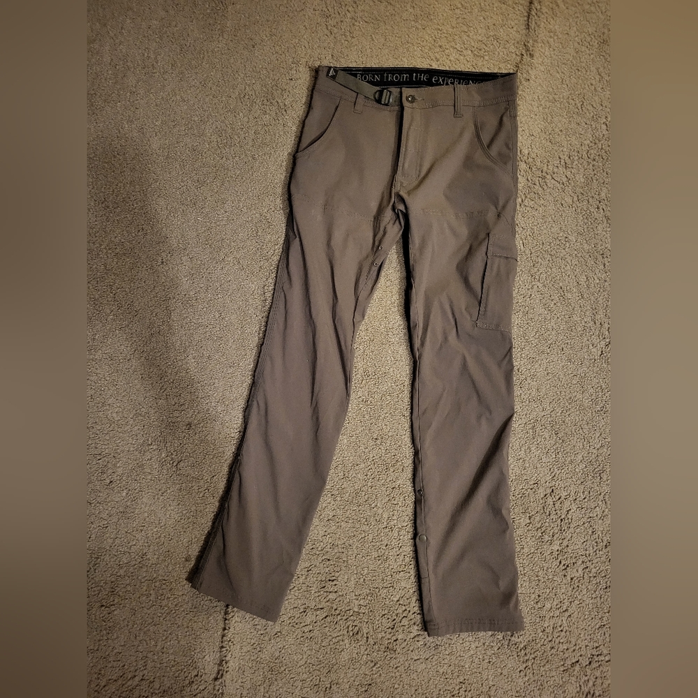28×32 Straight fit Prana pant